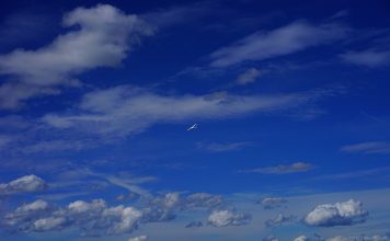 Erdumrundung mit Solarflugzeug „Solar Impulse“ In 5 Tagen soll die Solar Impuls die Welt umrunden. Quelle: pixabay.de