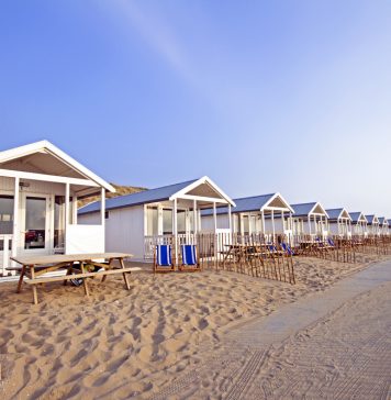 Slapen op Strand – Schlafen auf dem Strand Slapen op Strand ist eine grandiose Idee aus Holland. Bildquelle: shutterstock.com