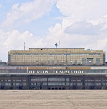 Mythos Flughafen Berlin Tempelhof Der Flughafen Berlin Tempelhof von außen. Quelle: 59plus