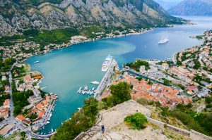 Wer Kotor besucht, sollte einen Stopp in der gleichnamigen Bucht einplanen. Quelle: Shutterstock.com