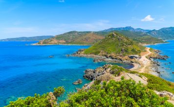 Reisetipp: Korsika – Insel der Schönheit Korsika - ein traumhaftes Reiseziel im Mittelmeer. Quelle: Shutterstock.com