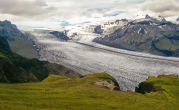 Vatnajökull: der eisige Vulkan-Riese auf Island Der größte Gletscher Islands: der Vatnajökull. - Pixabay.de