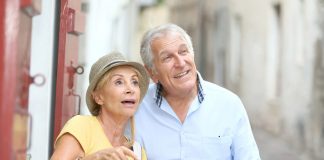 Airbnb: Mehr Mensch als Tourist Bei airbnb ist man mehr "Mensch" als "Tourist". - Shutterstock.com