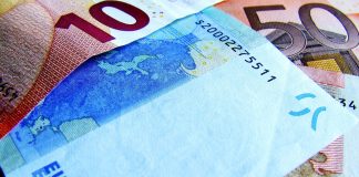 Die bargeldlose Gesellschaft: Ist die Abschaffung von Bargeld vorstellbar? In Schweden und Dänemark zahlen weniger als 25 % noch mit Bargeld. Quelle: Pixabay.com