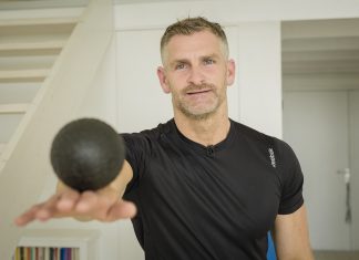 Lebenselixier Bewegung: Trainer Petr Stransky im Interview Petr Stransky hilft Menschen dabei in Bewegung zu kommen. Quelle: 59plus
