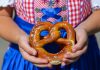 Oktoberfest: Die richtige Kleidung für Wiesn-Liebhaber Dirndl für die Damen – ein Fashion-Klassiker zum Oktoberfest