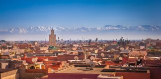 Entdeckungsreise durch Marrakesch: “Perle des Südens” Marokko ist von den Temperaturen und dem landschaftlichen Angebot nicht uninteressant. Bildquelle: shutterstock.com