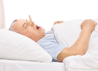 Problem Schnarchen: Ruhelos durch die Nacht?! Schlafapnoe beeinträchtigt nicht nur die eigene Gesundheit, sondern auch die des Partners. Bildquelle: © Shutterstock.com