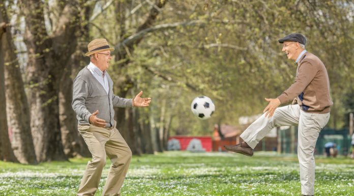 Frühpension: Nie wieder arbeiten, Zeit zum Leben Bleiben Sie vor allem beweglich und halten Sie sich und Ihre Gelenke geschmeidig. Bildquelle: © Shutterstock.com
