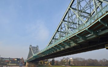 Erleben Sie doch mal “Das Blaue Wunder” in Dresden! Das Blaue Wunder in seiner ganzen Pracht! Quelle: Pixabay.de