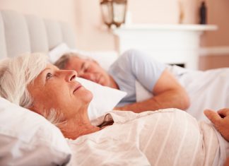 Der Schlaf – Was tun gegen Schlafstörungen? (Teil 2) CBD kann eine durchaus positive Wirkung auf das Schlafbefinden haben. Bildquelle: © Shutterstock.com