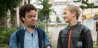 DVD-Tipp: AUF AUGENHÖHE Tom und Michi : Vater und Sohn auf Augenhöhe. Quelle: © Tobis Film, Wolfgang Ennenbach