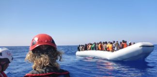 Sea Watch – 100 Gerettete beim zweiten Einsatz Das Team der MS Sea Watch rettete schon bei den ersten Einsätzen vielen Flüchtlingen das Leben. Quelle: Sea Watch