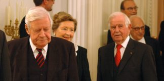 Vom Krisenmanager zum beliebten Vordenker: Helmut Schmidt Helmut Schmidt. Quelle: Shutterstock.com