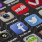 Im App Store finden Sie z. B. auch die Banking App, mit der Sie online Ihr Konto verwalten können. Bildquelle: © Shutterstock.com