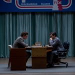 Bauernopfer – Spiel der Könige : Bild Liev Schreiber, Tobey Maguire. Das Leben des Bobby Fischer. Copyright: Bleecker Street 2015