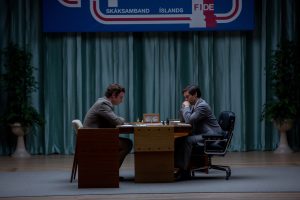 Bauernopfer - Spiel der Könige : Bild Liev Schreiber, Tobey Maguire. Das Leben des Bobby Fischer. Copyright: Bleecker Street 2015