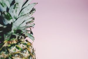 Wir lieben Ananas, doch auf Hawaii hat der Anbau von Ananas die einheimische Vegetation zurück gedrängt. Bildquelle: Pixabay.de