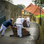 Die berühmten Korbschlitten von Funchal. Bildquelle: Shutterstock.com