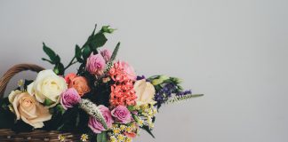 Blumensträuße trocknen – so klappt´s ganz bestimmt! Blumensträuße trocknen klappt nicht immer problemlos. Quelle: pixabay.de