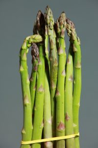 Auch grüner Spargel lässt sich wunderbar Kombinieren. Bildquelle: pixabay.de