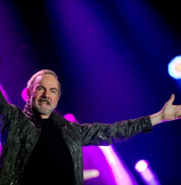 Neil Diamond feiert 50-jähriges Bühnenjubiläum Neil Diamond: ein Leben für die Musik. Quelle: Universal Music_Andreas Terlaak