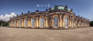 Das Schloss Sanssouci gehört zum UNESCO Wltkulturerbe. Bildquelle: Pixabay.de