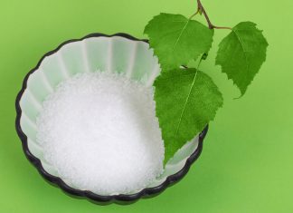 Xylit – Naschen (fast) ohne Reue Xylit ist die "gesunde" Variante zum herkömmlichen Zucker. Bildquelle: shutterstock.com