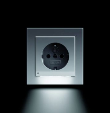 Kolumne: Kleine Helfer für ein selbstbestimmtes Wohnen Die kleinen Helfer sorgen für ein selbstbestimmtes und langes Leben in den eigenen vier Wänden: Bildquelle: GIRA