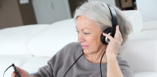 Musikstreaming mit Spotify – wie geht das? Das Gehör spielt in unserem Leben eine große Rolle und sollte jegliche zur Verfügung stehende Unterstützung erhalten. Bildquelle: © Shutterstock.com