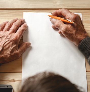 Haben Sie schon Ihr Testament verfasst? Wie muss ein Testament aufgesetzt sein? Bildquelle: shutterstock.com