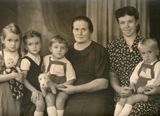 Alcelsa ®: (M)eine schrecklich nette Familie… (M)eine schrecklich nette Familie ....! Bildquelle: Swantje Eggen