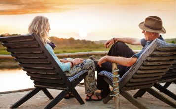 Alterswohnsitz im Ausland: Hier leben Sie im Alter am besten Den Ruhestand im Ausland zu verbringen ist inzwischen keine Seltenheit mehr. Bildquelle: shutterstock.com