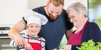 Bei Oma schmeckt´s am besten! Gedanken zum Küchen-Paradoxon "Bei Oma schmeckt´s am besten", auch wenn es vielleicht nicht die eigene ist. Bildquelle: Fotolia.de