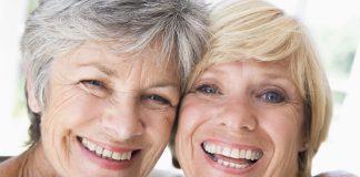 Eine neue Freundschaft im Alter Auch eine langjährige Freundschaft ist harte Arbeit. Bildquelle: © Shutterstock.com