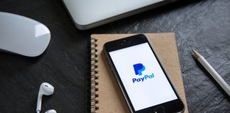 Moderne Bezahlsysteme beim Onlineshopping Online Shopping ist vor allem auch aufgrund der bequemen online Bezahlsysteme ganz einfach geworden. Bildquelle: © Shutterstock.com