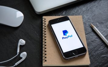 Moderne Bezahlsysteme beim Onlineshopping Online Shopping ist vor allem auch aufgrund der bequemen online Bezahlsysteme ganz einfach geworden. Bildquelle: © Shutterstock.com