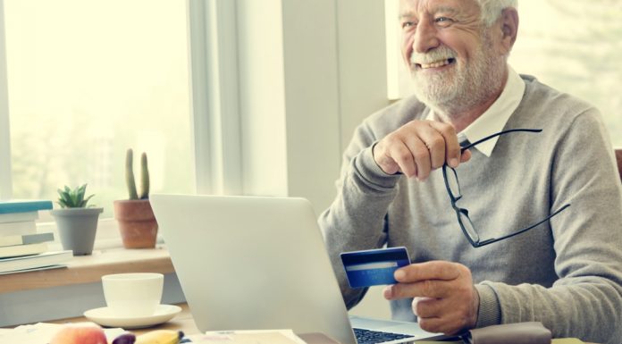 Kompetente Beratung und bessere Zinsen – so findet die Generation 59plus online günstige Kredite Besondere Situationen, bedürfen besonderer Lösungen. Onlinekredite sind schon längst kein Thema mehr nur für junge Leute. Bildquelle: © Shutterstock