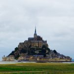 Das Kloster Mont Sant Michel war in der Vergangenheit nur bei Ebbe zu Fuß erreichbar. Bildquelle: 59plus GmbH