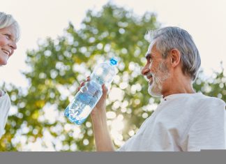 Fit im Kopf: Einen kühlen Kopf bewahren trotz heißer Tage Um die grauen Zellen auch im Sommer fit zu halten, braucht es einen kühlen Kopf. Bildquelle: shutterstock.com