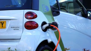 Sind Elektroautos wirklich die Lösung für unser Klima? Bildquelle: Pixabay.de