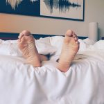 Wie man sich bettet, so liegt man! Tipps für einen guten Schlaf. Bildquelle: Pixabay.de