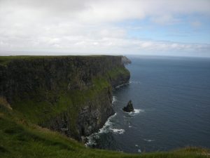 Beeindruckende Felsen und unendliche Weite - die Cliffs of Moher. Bildquelle: ©Katja Kupka