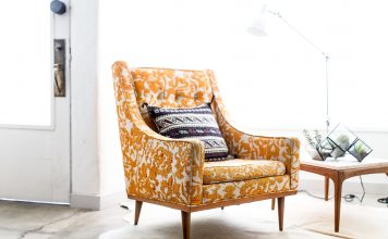 Winterzeit ist Kuschelzeit: Willkommen in der Kuschelzone! Winterzeit ist Kuschelzeit. Das gelingt vor allem mit kleinen Accessoires wie Kissen oder Teppichen auf eine recht einfache Art und Weise. Bildquelle: Pixabay.de