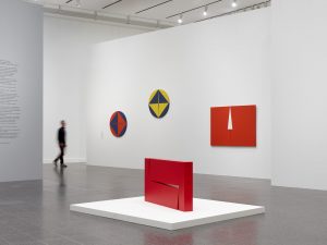 In der Kunstsammlung NRW sind die Werke der Künstlerin aktuell zu sehen. Bildquelle: Achim Kukulies ©Kunstsammlung NRW und ©Carmen Herrera