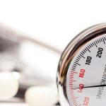 Es muss in jedem Fall geklärt sein, wie Ihre Krankenversicherung in einem anderen Land die Kosten übernimmt. Bildquelle: Pixabay.de
