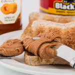 Schon lange bekam Erdnussbutter nicht mehr soviel Aufmerksamkeit wie im Zusammenhang mit aktuell viel diskutierten Strafzöllen seitens der USA. Bildquelle: Pixabay.de