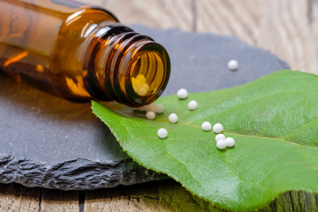 Homöopathie wird häufig auch als "sanfte" Heilung bezeichnet, da sie vollständig auf chemische Substanzen verzichtet. Bildquelle: Pixabay.de