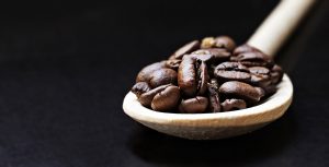 Ein beliebtes und hoch geschätztes Mitbringsel von Big Island ist der dort angebaute Kaffee. Bildquelle: Pixabay.de