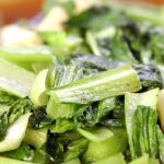 Angebraten und lecker gewürzt ist Pak Choi eine großartige Gemüsebeilage zu Fisch- und Fleischgerichten. Bildquelle: shutterstock.com